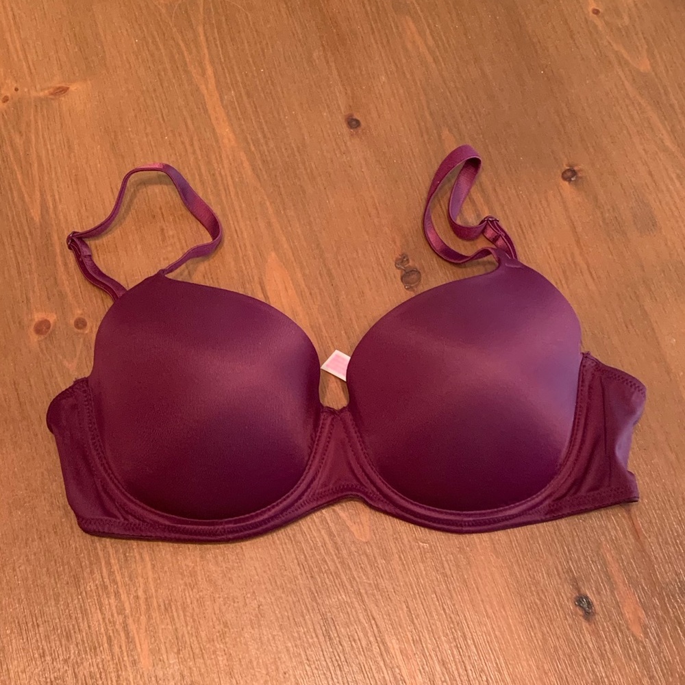 PINK by Victoria Secret lightly lined bra